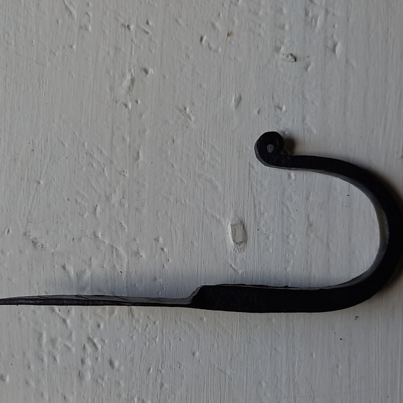 Iron forged hook - Picture 3 of 7